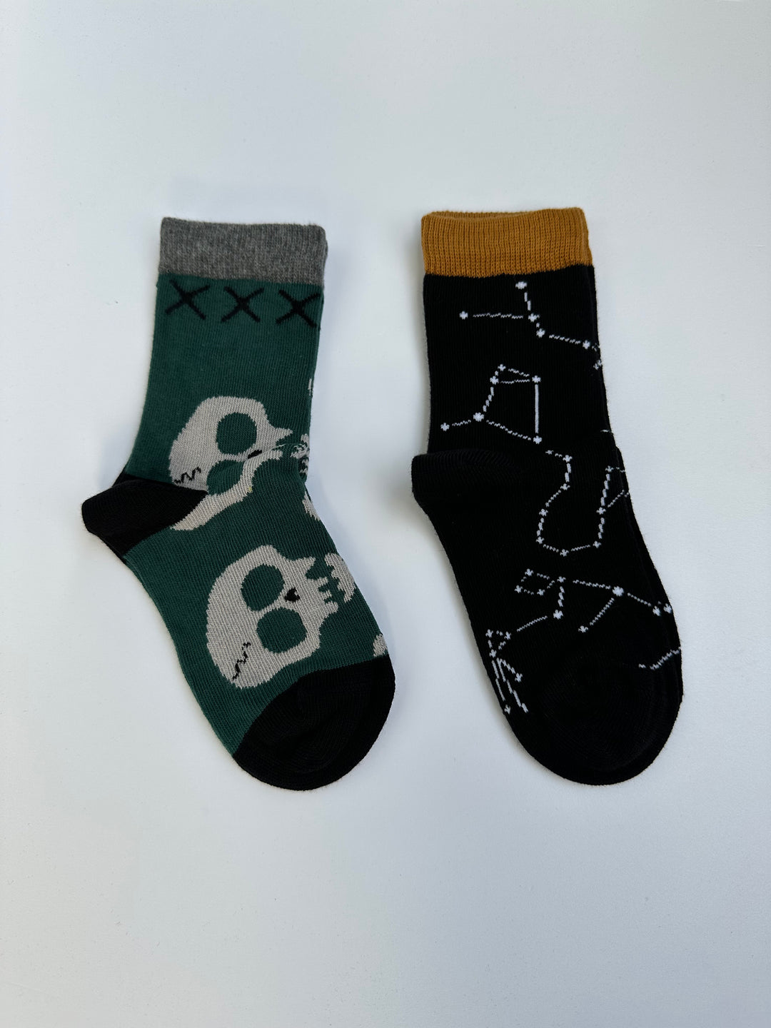 Kids socks with star Signs, skulls 212502 T16