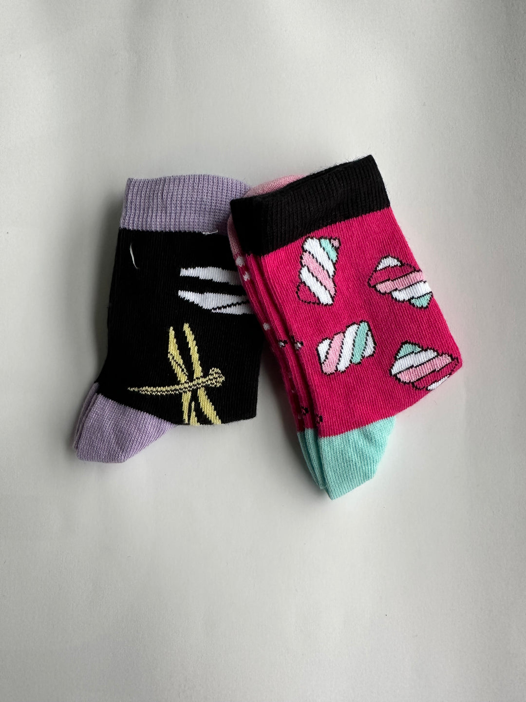 Kids socks with dragonfly , marshmallow Y33M