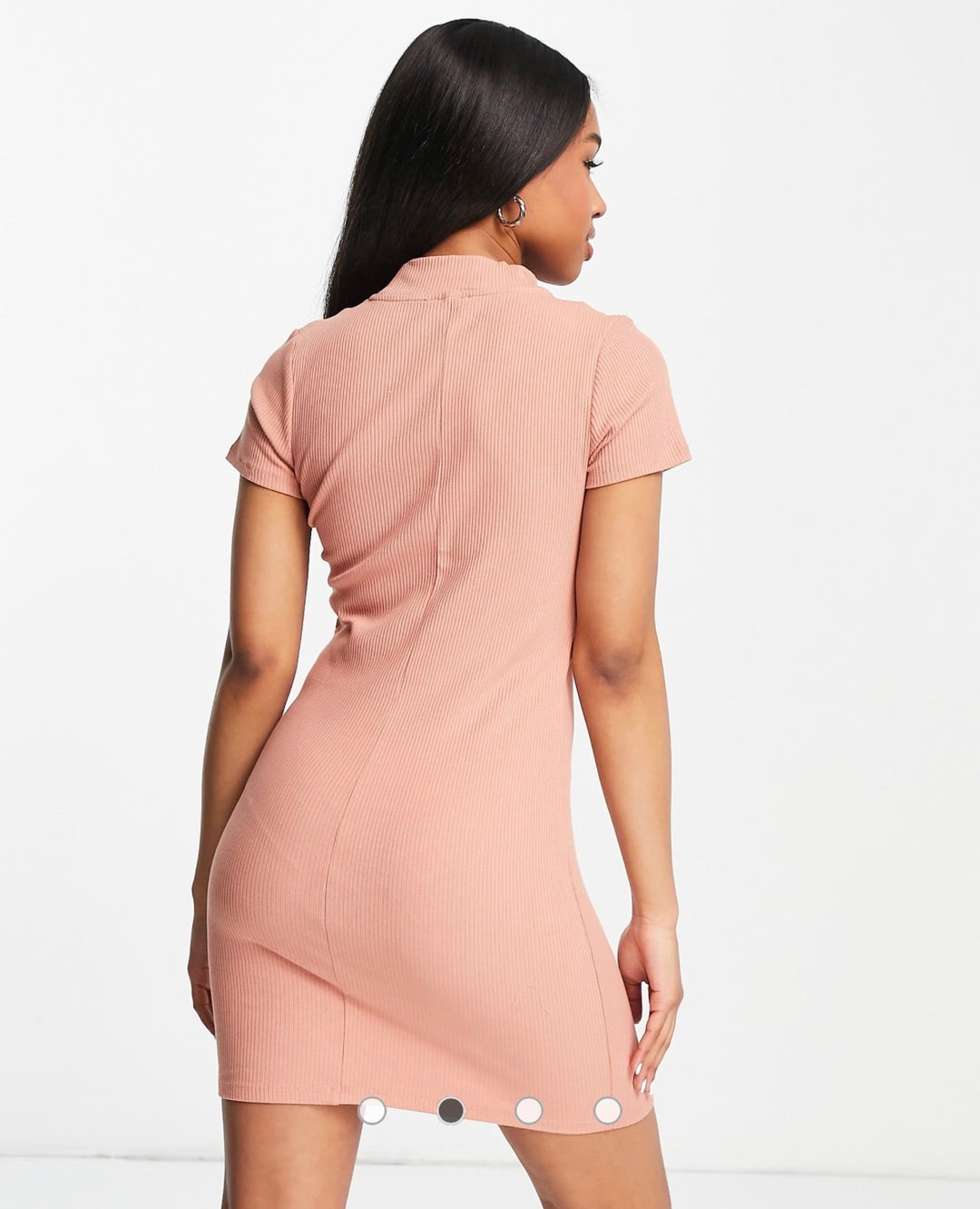 Dragkedja med hög krage miniklänning i honungsrosa