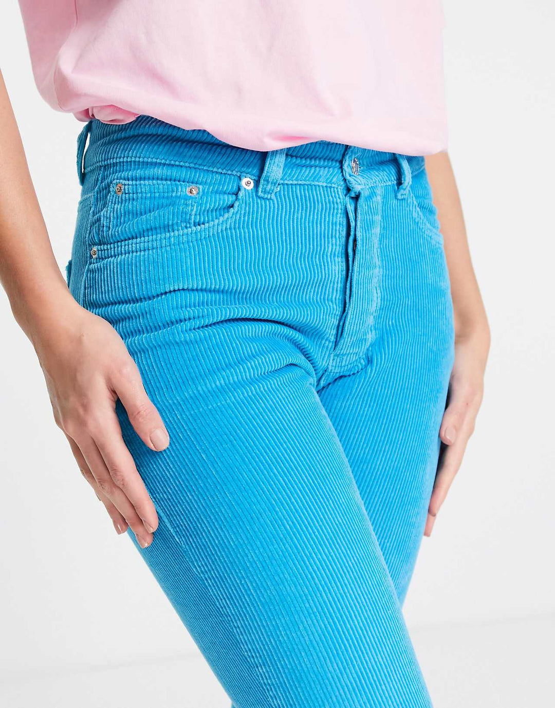 asos-design-low-rise-rigid-flared-jeans-in-blue-cord