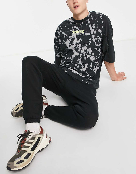 oakley-canyon-view-joggers-in-black