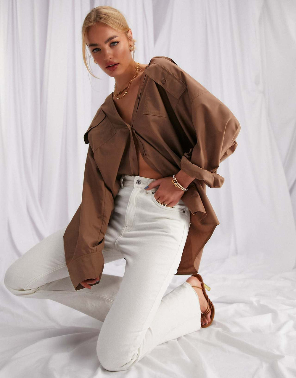 asos-design 70-luvun leveälahkeiset housut, off white