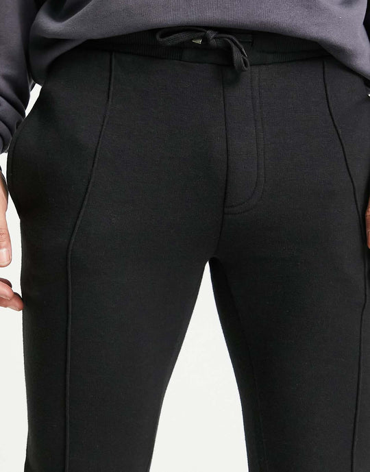 soulstar tapered pin tuck joggers in black