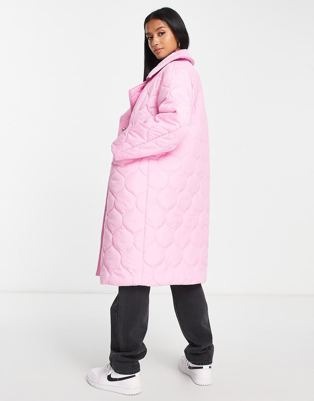 miss-selfridge-petite-longline-puffer-coat-in-pink