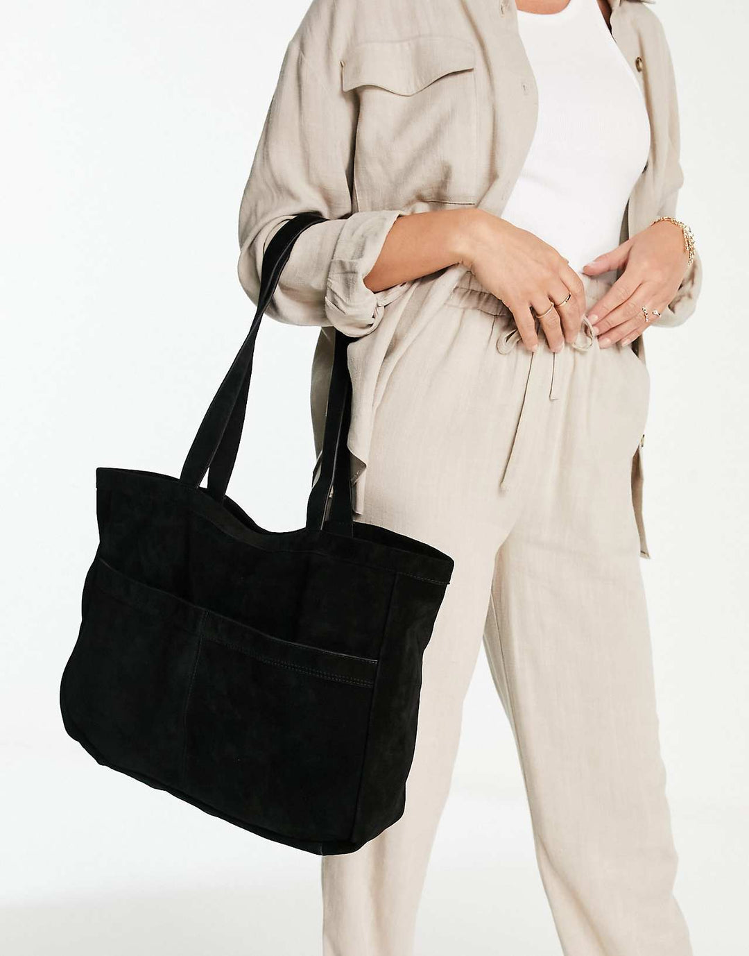 urbancode suede tote bag in black