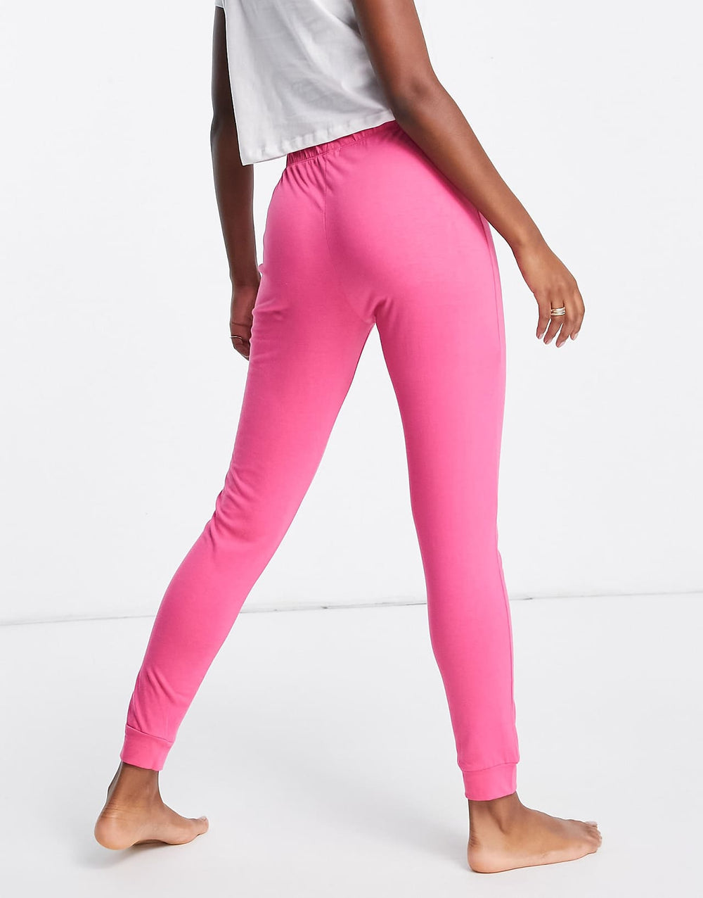 brave-soul-gift-pyjamas-in-pink-and-white