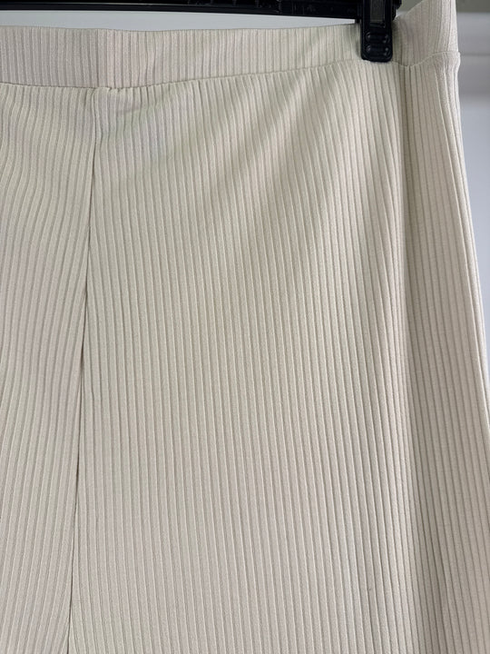 ASOS DESIGN Maternity exclusive over the bump rib culotte trouser in stone