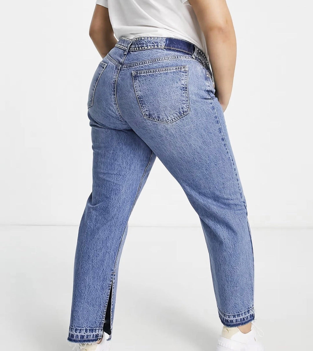 ASOS DESIGN Curve organic cotton blend mid rise '90s' straight leg jean in midwash with diamante hotfix