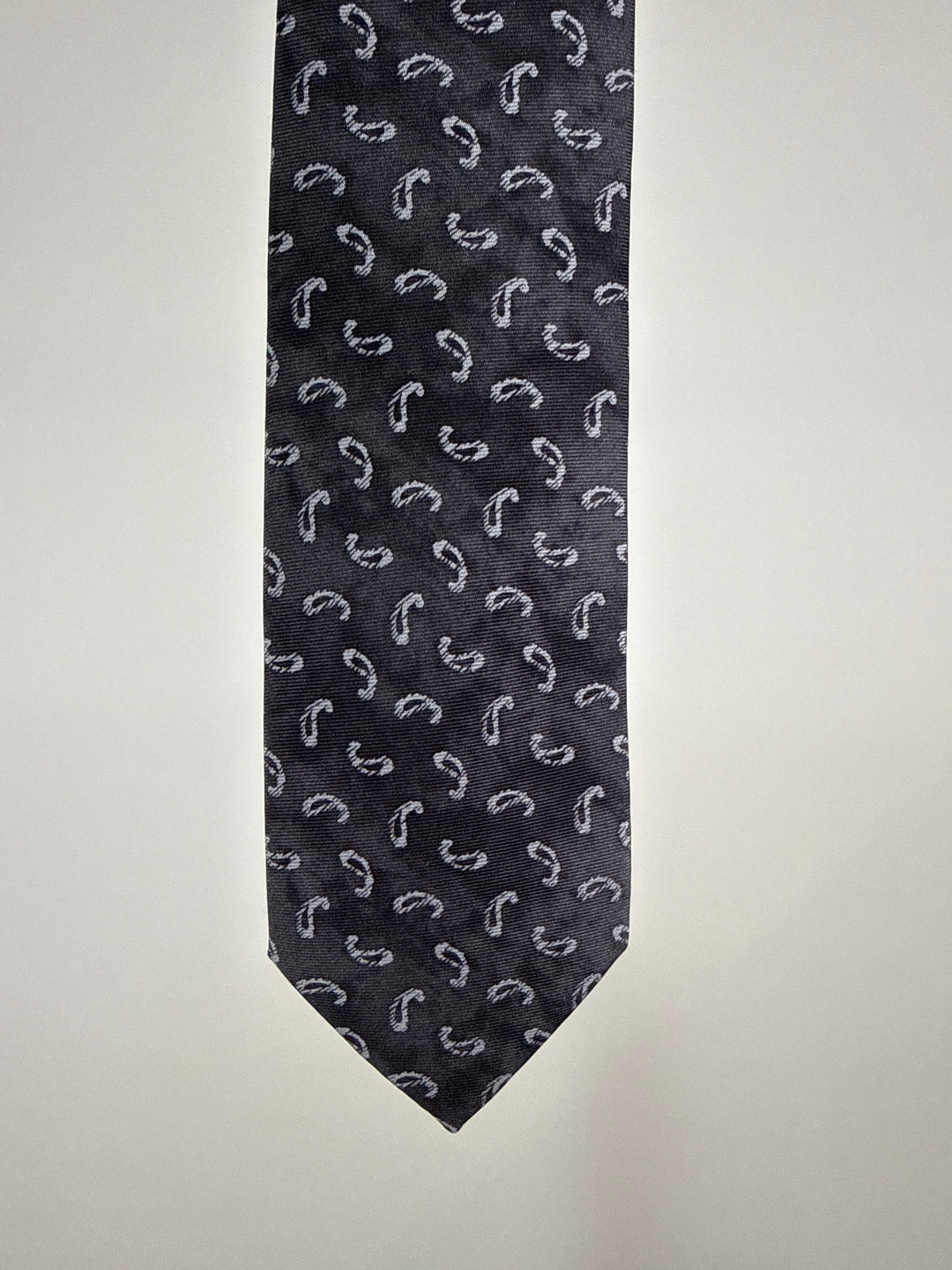 Michael Kors Tie in charcoal