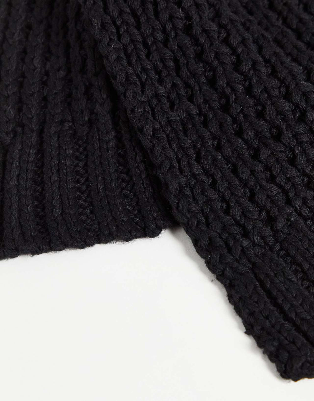 ASOS Design Knitted Scarf in Black