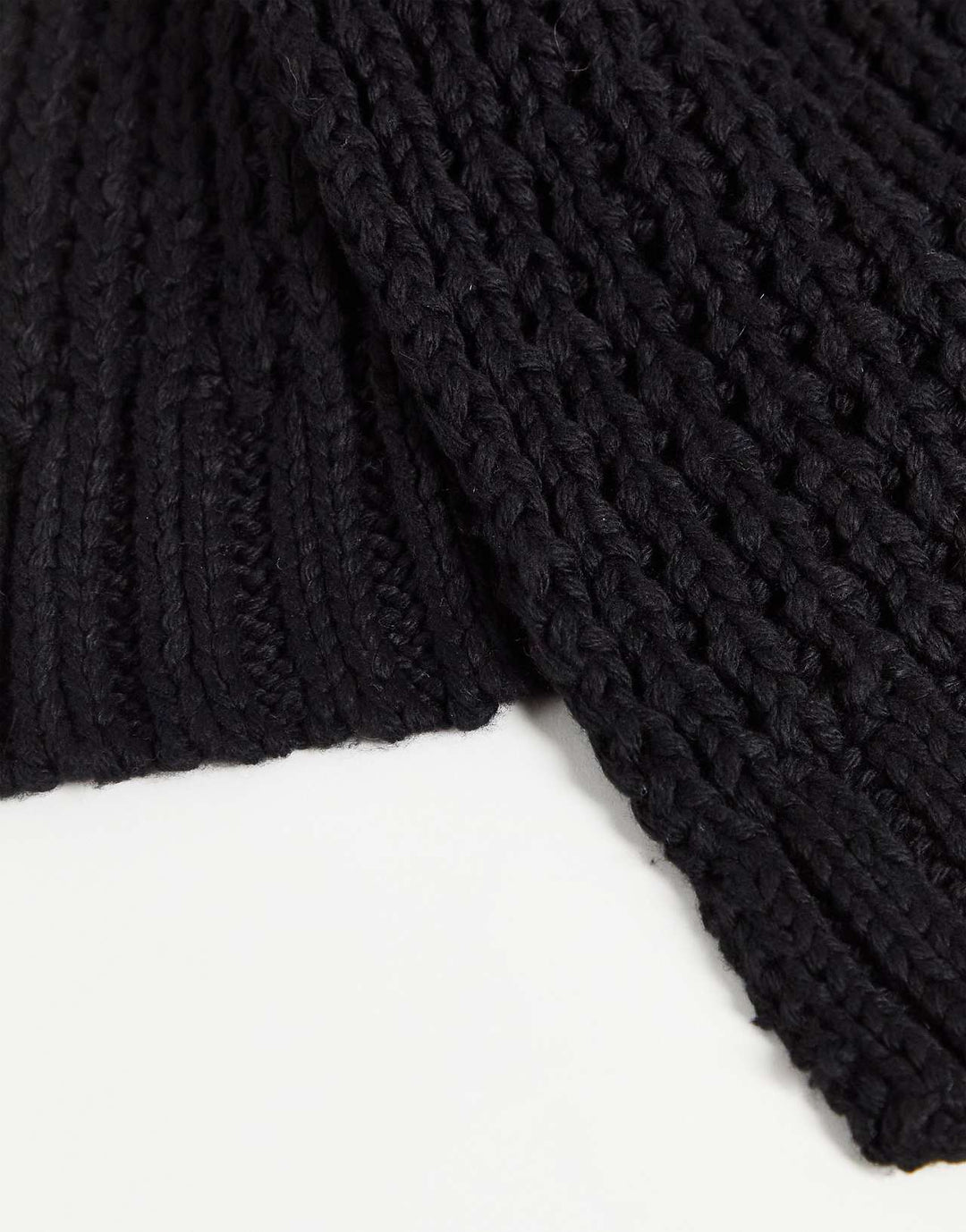 ASOS Design Knitted Scarf in Black