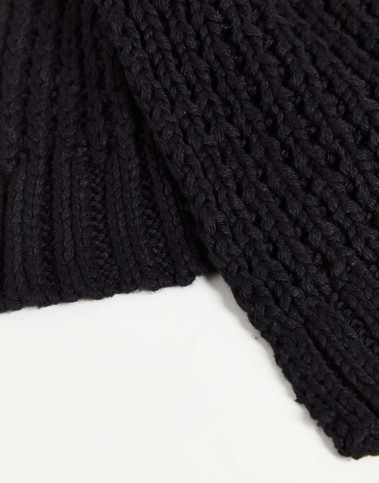 ASOS Design Knitted Scarf in Black