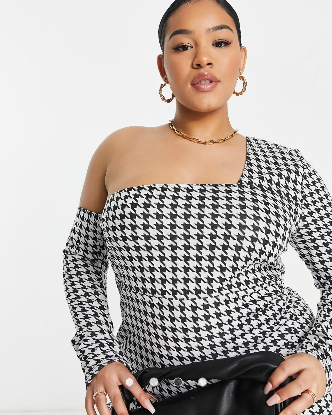 ASOS DESIGN Curve one shoulder long sleeve midi dress with split in mono dogtooth