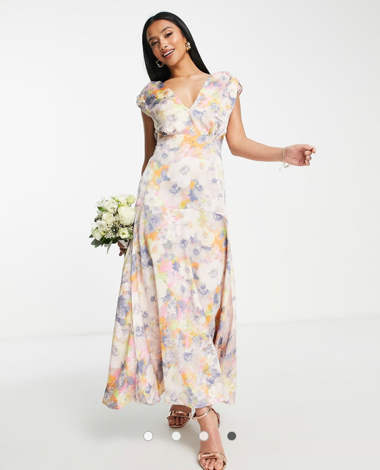 Liquorish Petite Bridesmaid plunge front maxi dress in ditsy floral