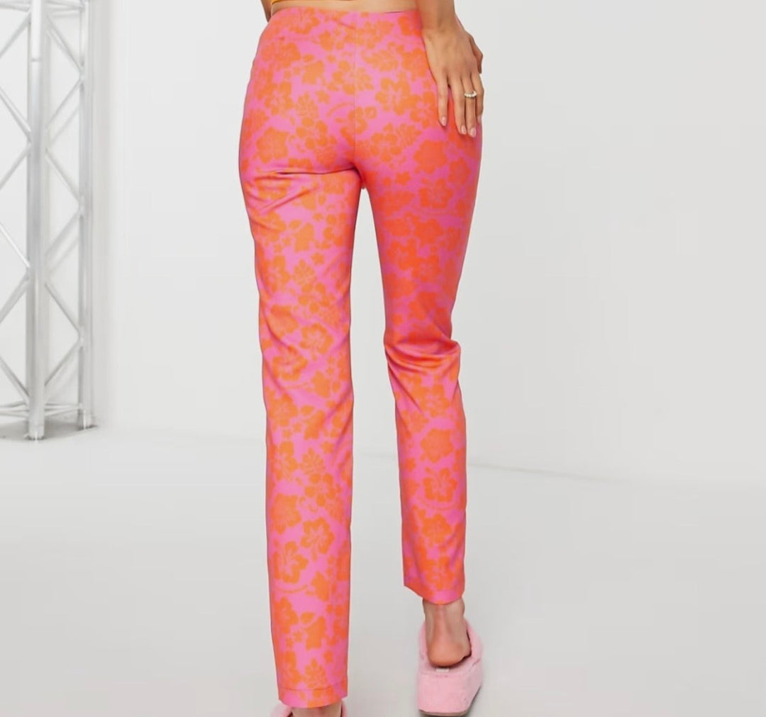 Collusion matalavyötäröiset slim-fit-housut hibiskuksessa