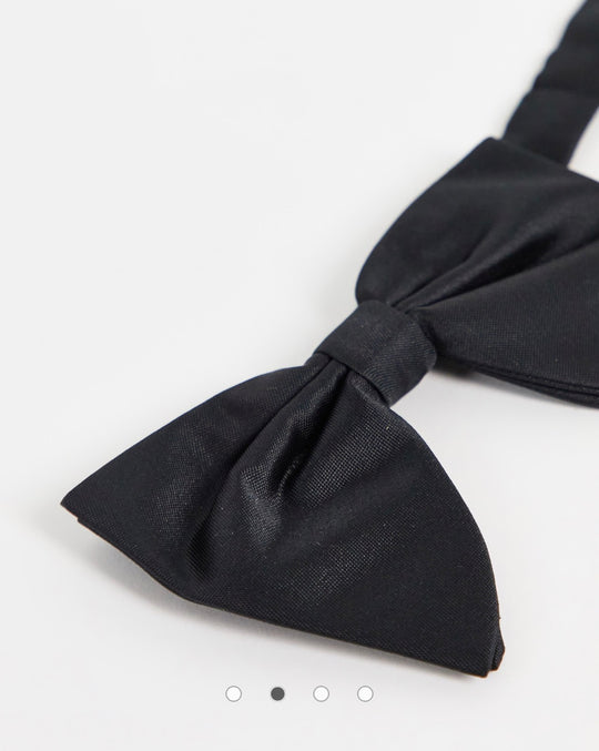 Devils Advocate angel wing bow tie in black