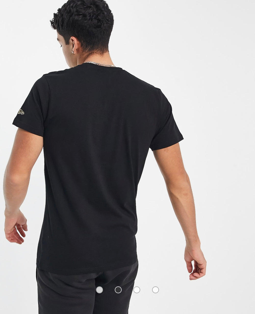 New Era NBA gold foil print badge t-shirt in black