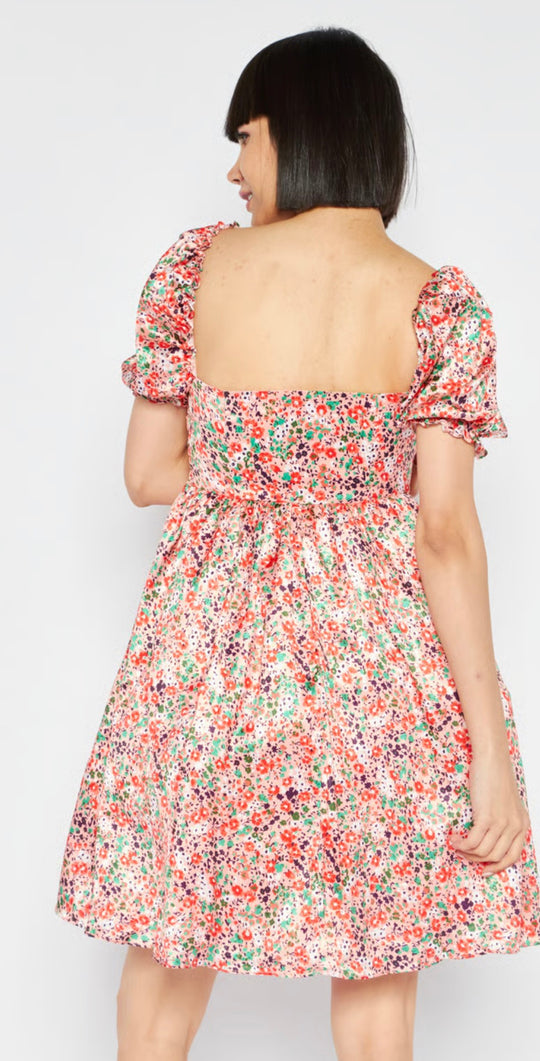 Collective the label petite structured mesh smock dress in rose print