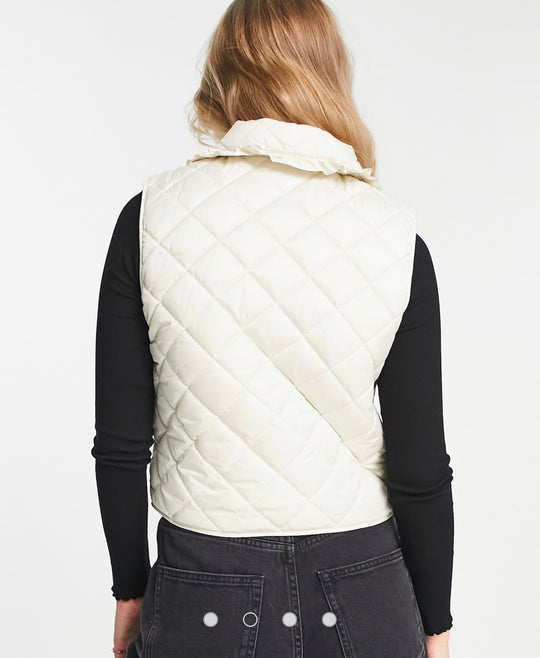 Monki knitted vest with collar in cream
