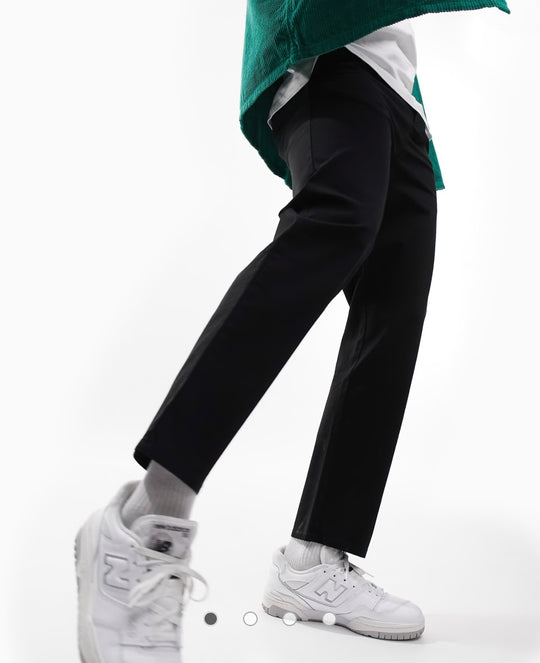 ASOS DESIGN relaxed skater chinos in black