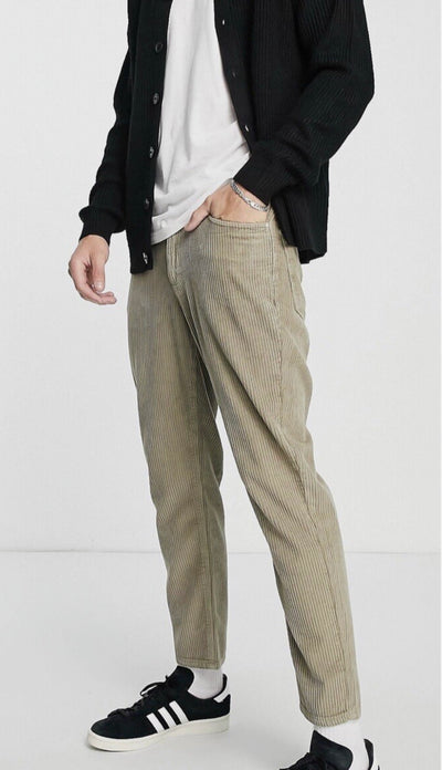 ASOS DESIGN – Stenfärgade klassiska, styva manchesterjeans