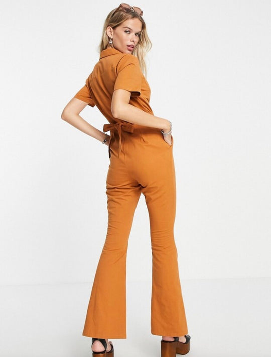 ASOS DESIGN twill 70-tals kickflare overall i brunt