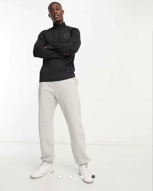 A Better Life Exists Active – Svart t-shirt med långa ärmar och halv dragkedja