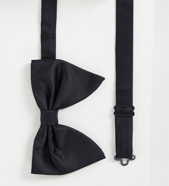 Devils Advocate angel wing bow tie in black