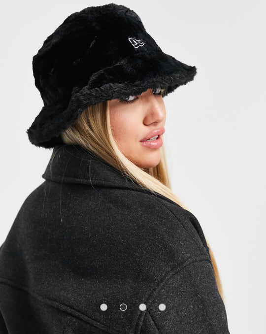 New Era Exclusive faux fur bucket hat in black