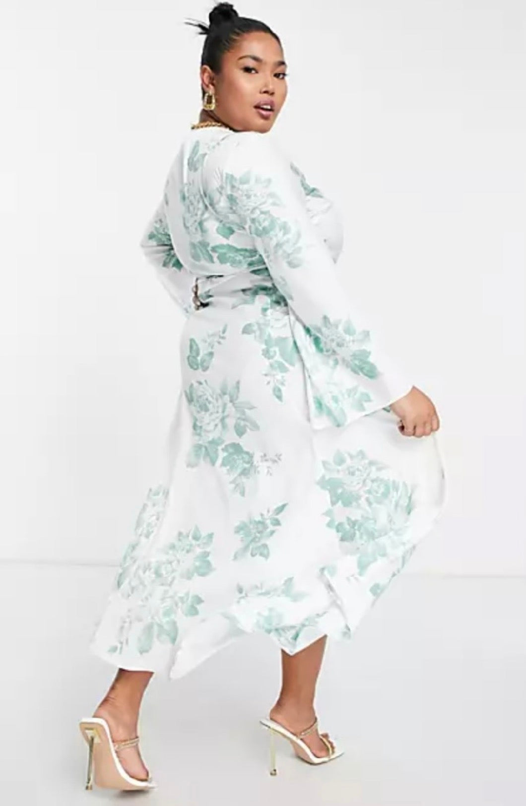 ASOS DESIGN Curve exclusive bias cut satin wrap in white with green floral