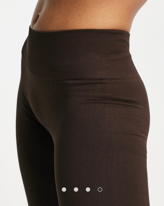 Hoxton Haus seamless gym leggings in chocolate brown
