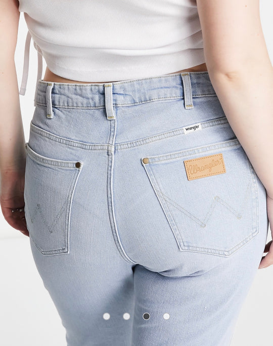 Wrangler Plus retro skinny jeans in icy blue