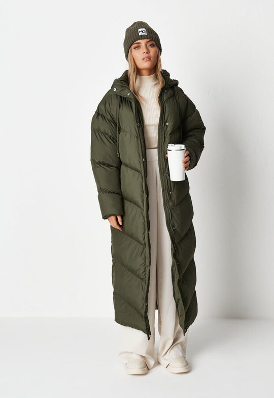 Missguided chevron-mallinen pitkä toppatakki, khaki