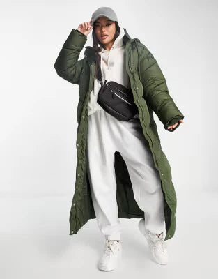 Missguided chevron-mallinen pitkä toppatakki, khaki