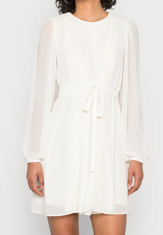 Forever New Curve Ainsley Pleated Skater Dress in Porcelain