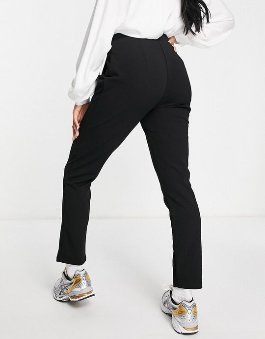 ASOS DESIGN – Hourglass – Svarta avsmalnande kostymbyxor i jersey